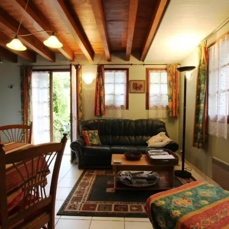 Prázdninový dům House Cauhape *